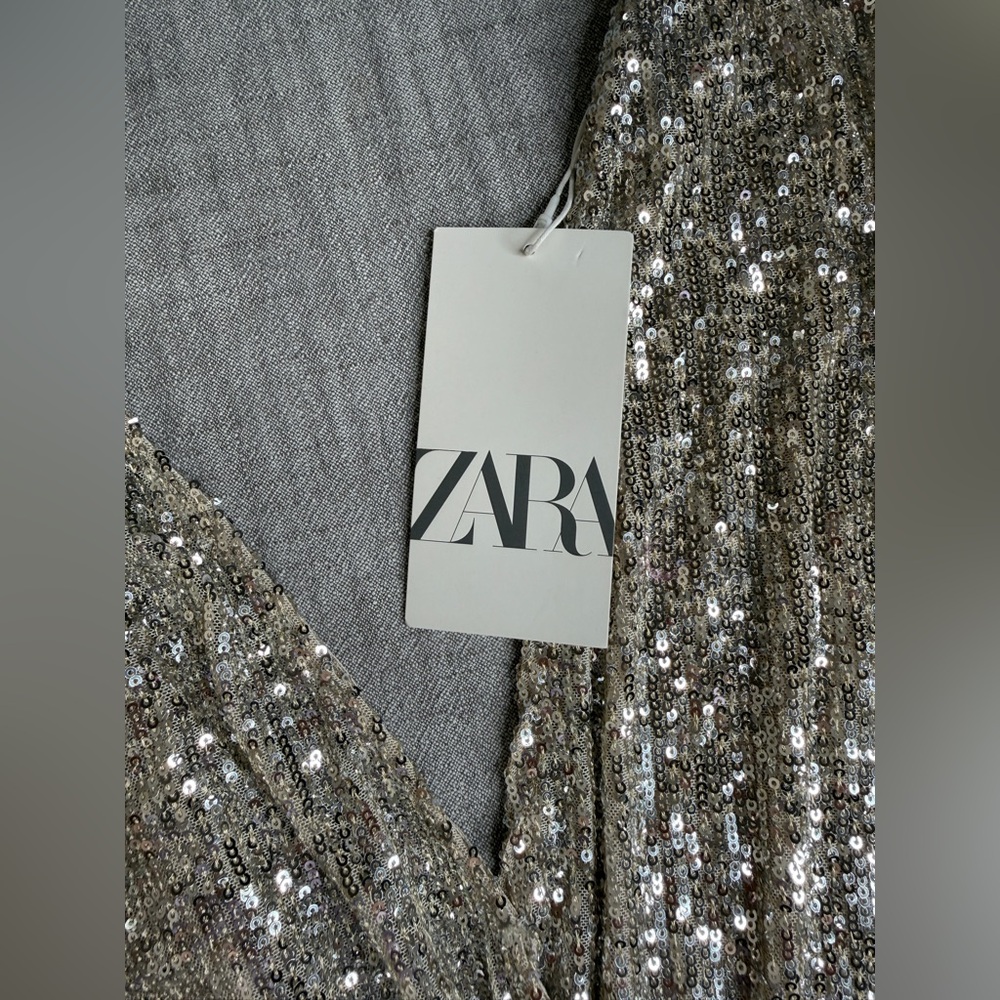Zara Silver Sequin V-Neck Bodysuit - Picture 6 of 11